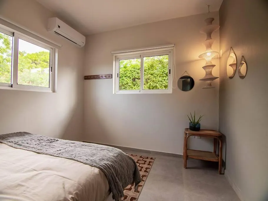 شقة Sunny & Breezy, Tropical 3 Bedroom Villa With Pool يلمستاد كوراساو